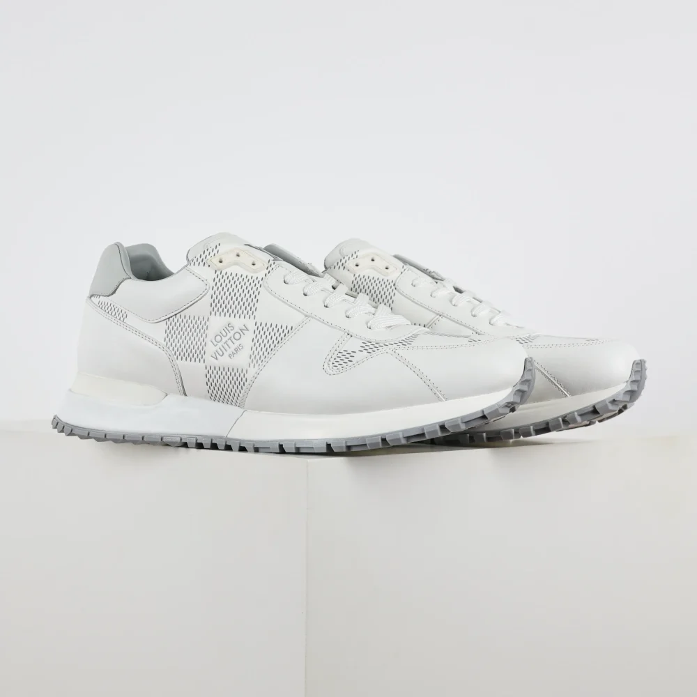 Run Away Lässige Low-Top-Schnürschuhe mit runder Zehenpartie in Schwarz und Weiß – Bild 2
