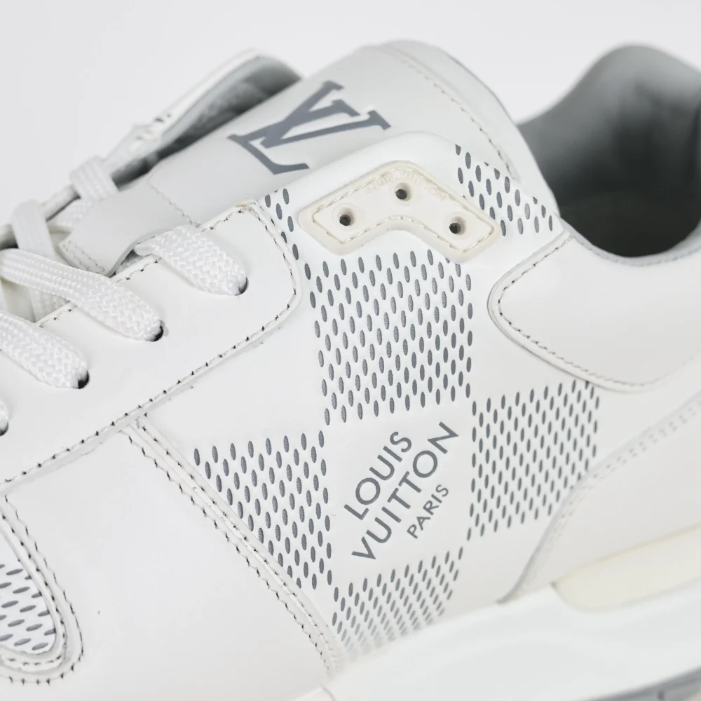 Run Away Lässige Low-Top-Schnürschuhe mit runder Zehenpartie in Schwarz und Weiß – Bild 9