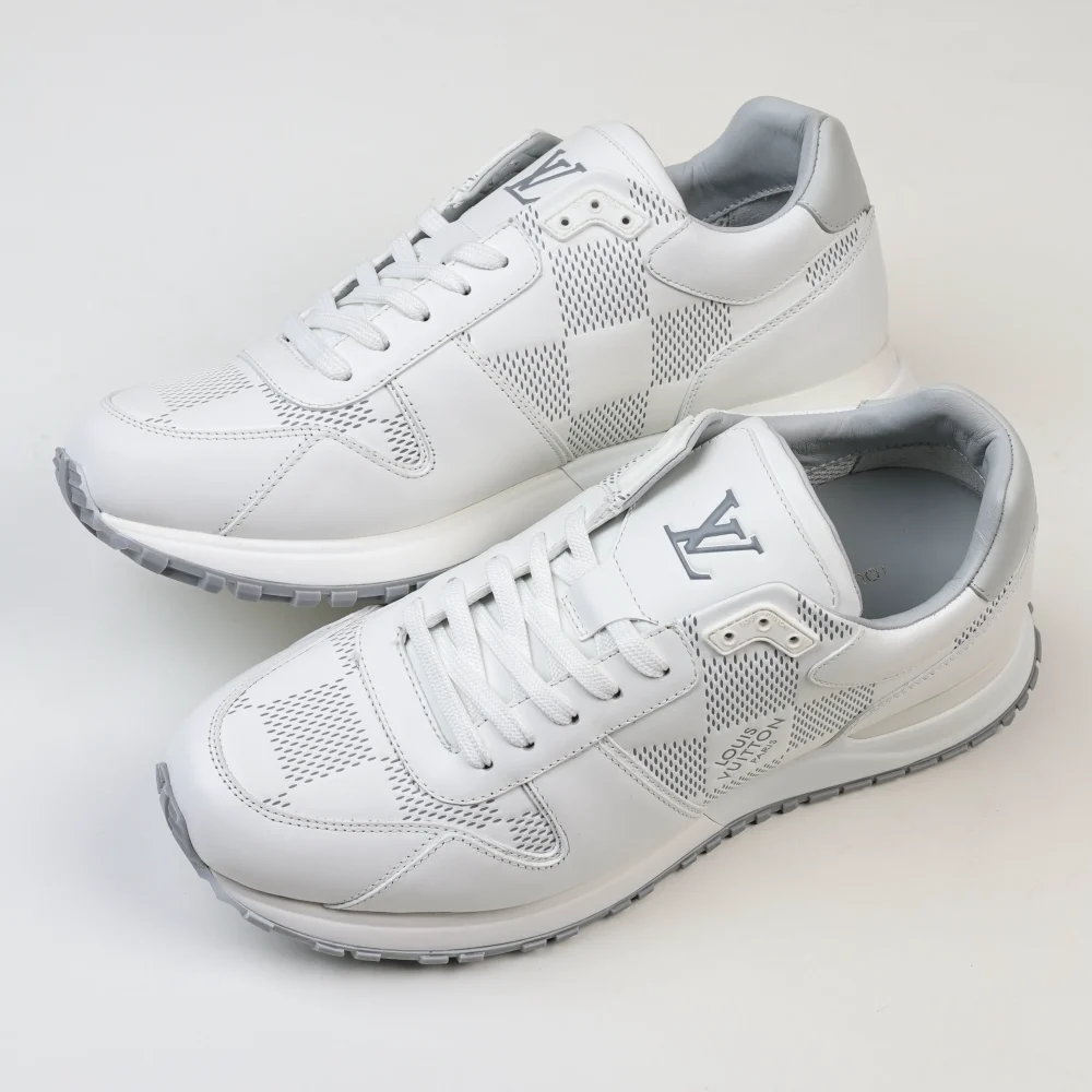 Run Away Lässige Low-Top-Schnürschuhe mit runder Zehenpartie in Schwarz und Weiß – Bild 4