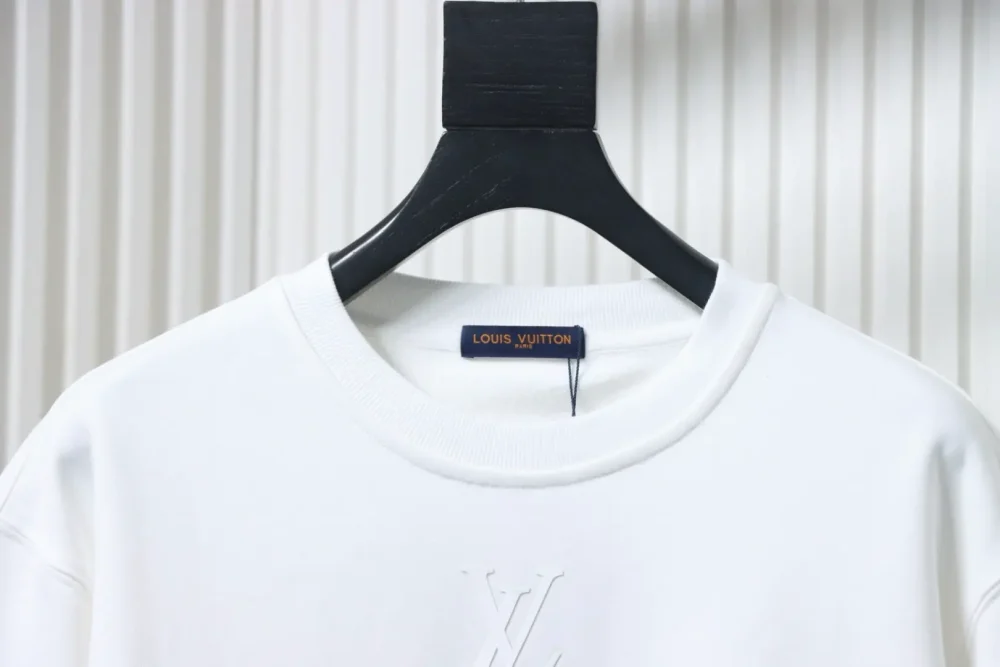 Rundhals-Sweatshirt mit kleinem Silikonlogo – Bild 3
