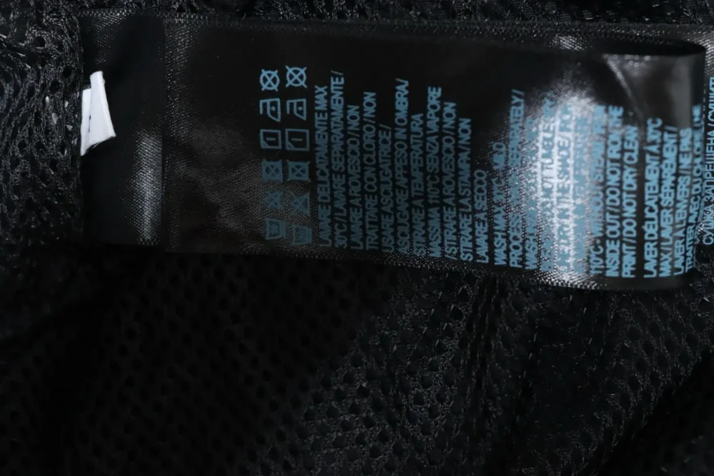 Balenciaga Sportanzugjacke mit halbkreisförmig bestickten weißen Streifen – Bild 11