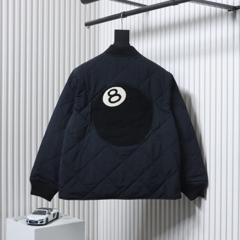 Stussy Schwarze Pufferjacke mit 8-Billiard-Reißverschluss – Bild 6