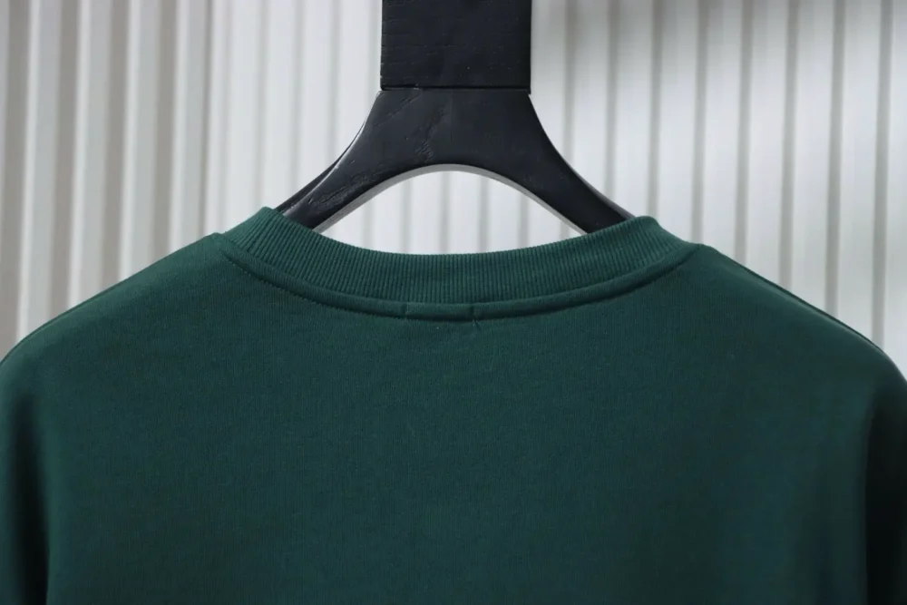 Sweatshirt mit Rundhalsausschnitt und Logostickerei – Bild 4