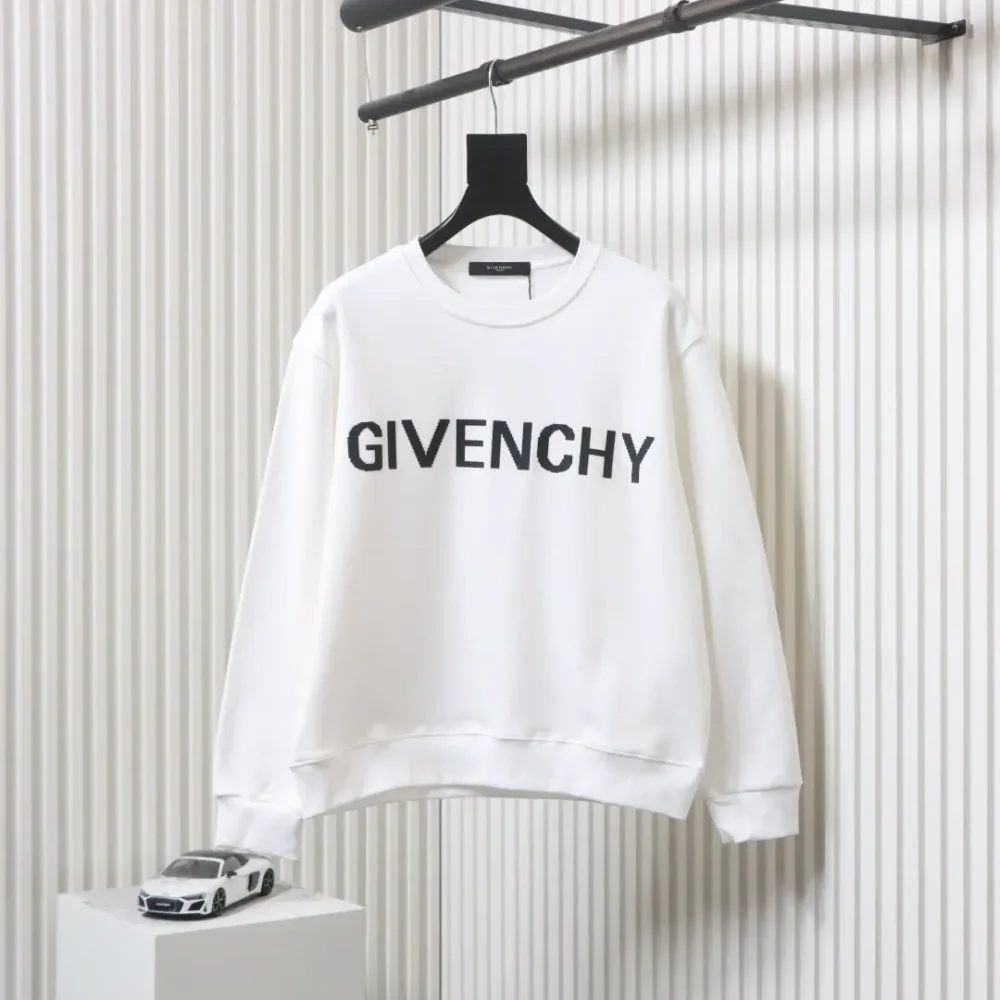 Sweatshirt mit Rundhalsausschnitt und Mosaik-Schriftzug – Bild 11
