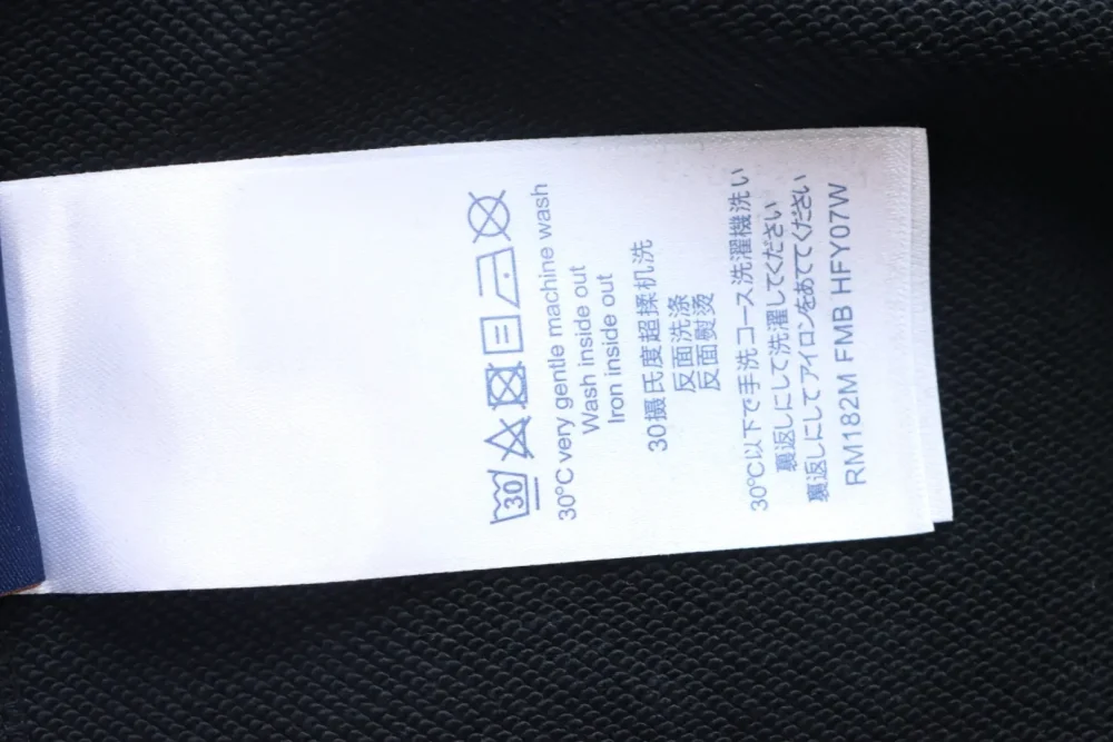 Sweatshirt mit Rundhalsausschnitt und aufgesticktem Lederetikett und Buchstaben – Bild 11