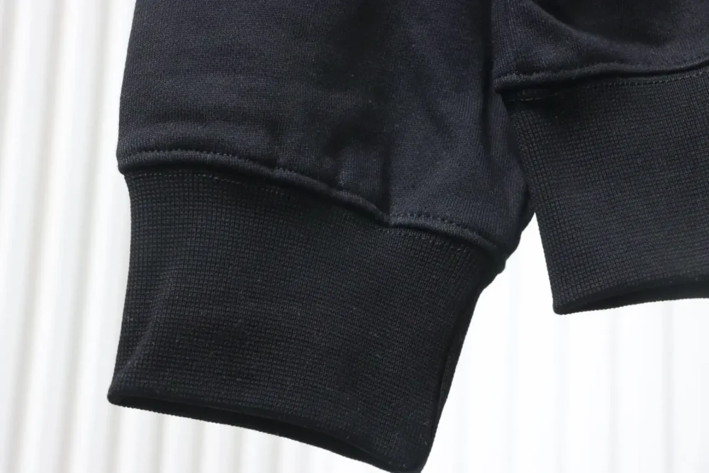 Sweatshirt mit Rundhalsausschnitt und handgemaltem Graffiti-Schriftzug-Logo XXL – Bild 6