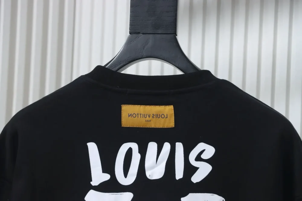 Sweatshirt mit Rundhalsausschnitt und handgemaltem Graffiti-Schriftzug-Logo XXL – Bild 10
