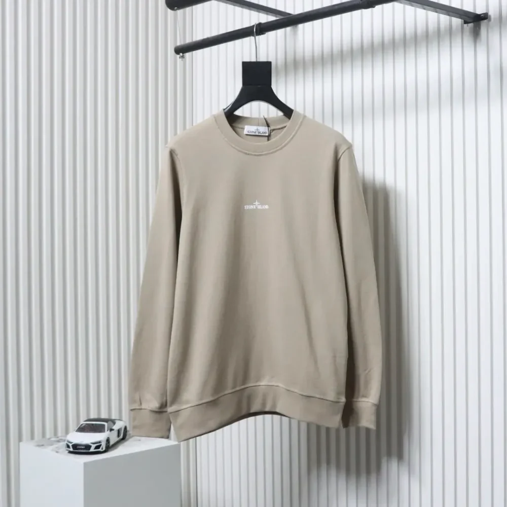 Sweatshirt mit Rundhalsausschnitt und reflektierendem Schriftzug – Bild 2