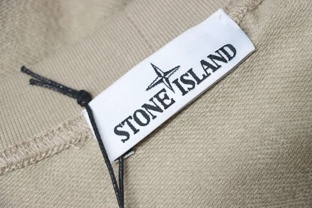 Sweatshirt mit Rundhalsausschnitt und reflektierendem Schriftzug – Bild 7