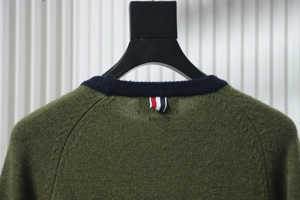 TB Colorblock-Pullover aus Wolle mit Rundhalsausschnitt – Bild 4