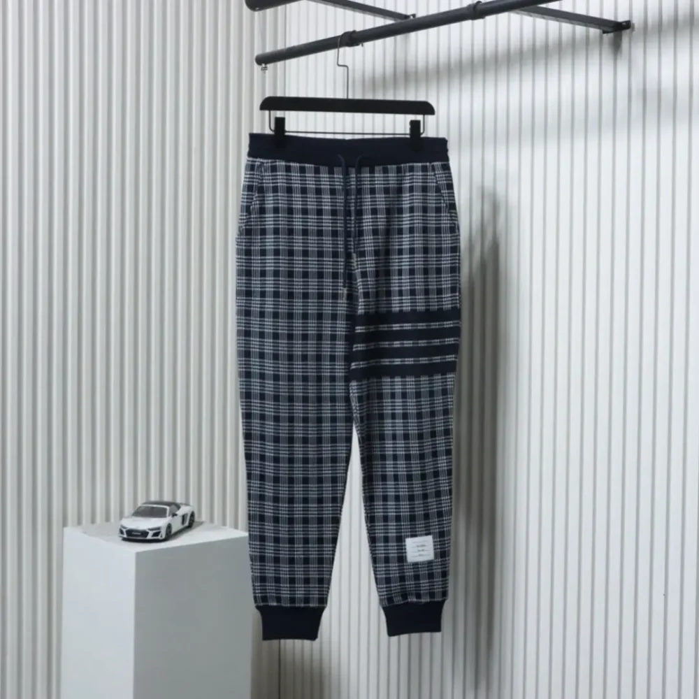 TB-Hose mit Hahnentrittmuster und Jacquardstreifen