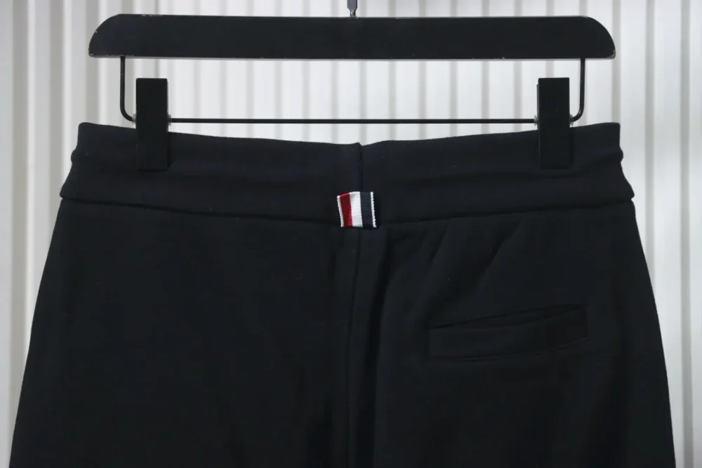TB Klassische, garngefärbte Jogginghose mit vertikalem Bein – Bild 3