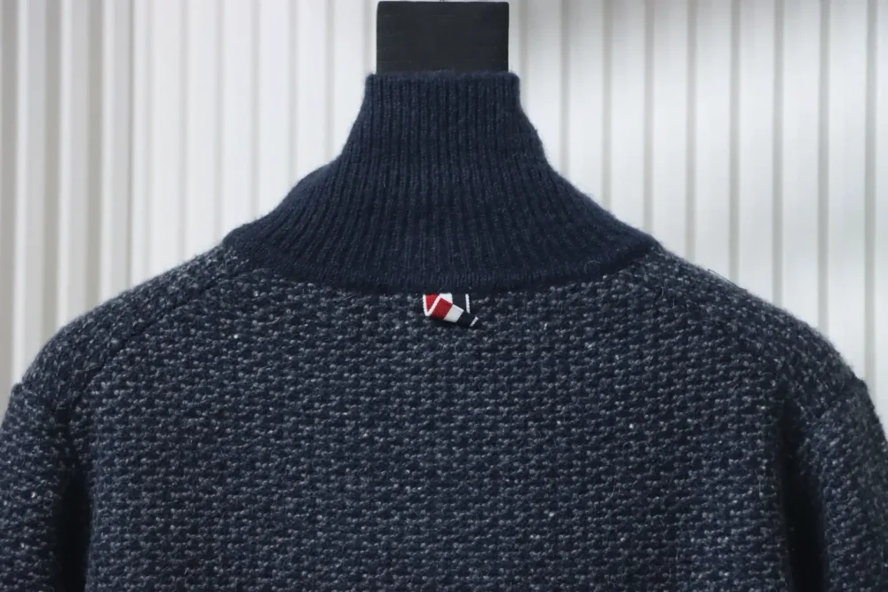 TB Strukturstrickpullover mit Revers – Bild 4