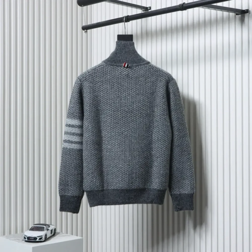 TB Strukturstrickpullover mit Revers – Bild 12