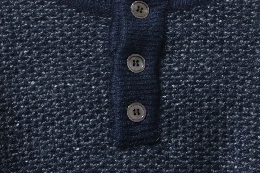 TB Strukturstrickpullover mit Revers – Bild 5