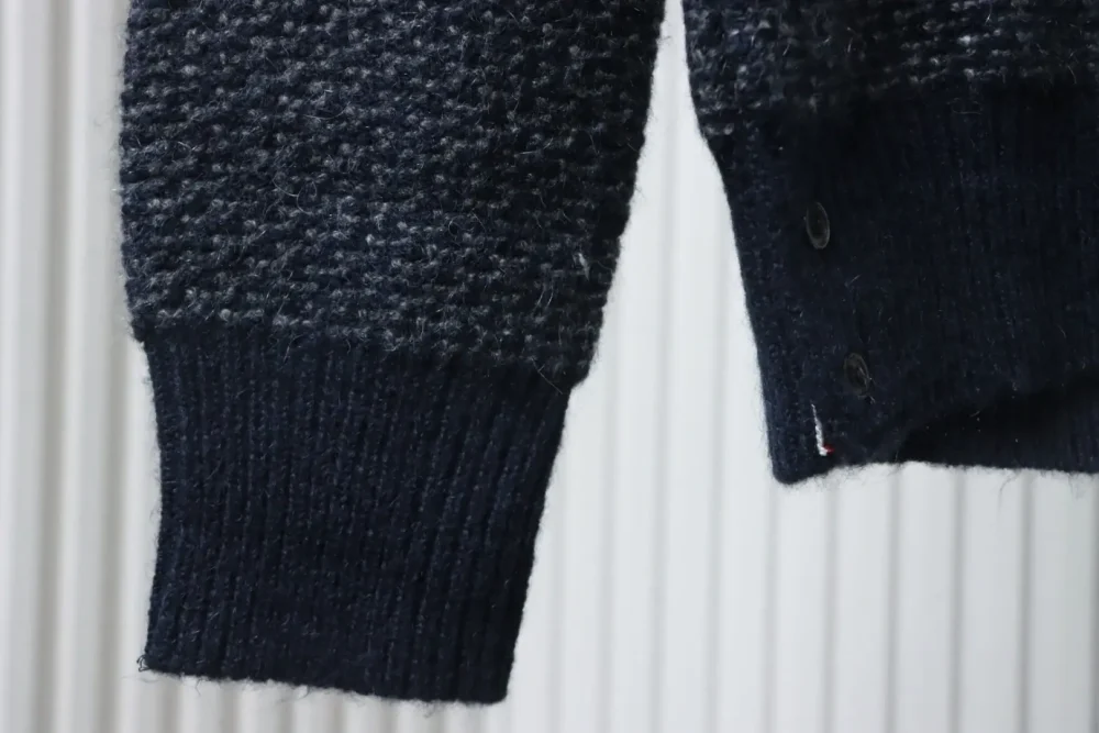 TB Strukturstrickpullover mit Revers – Bild 6
