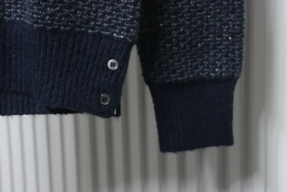 TB Strukturstrickpullover mit Revers – Bild 10