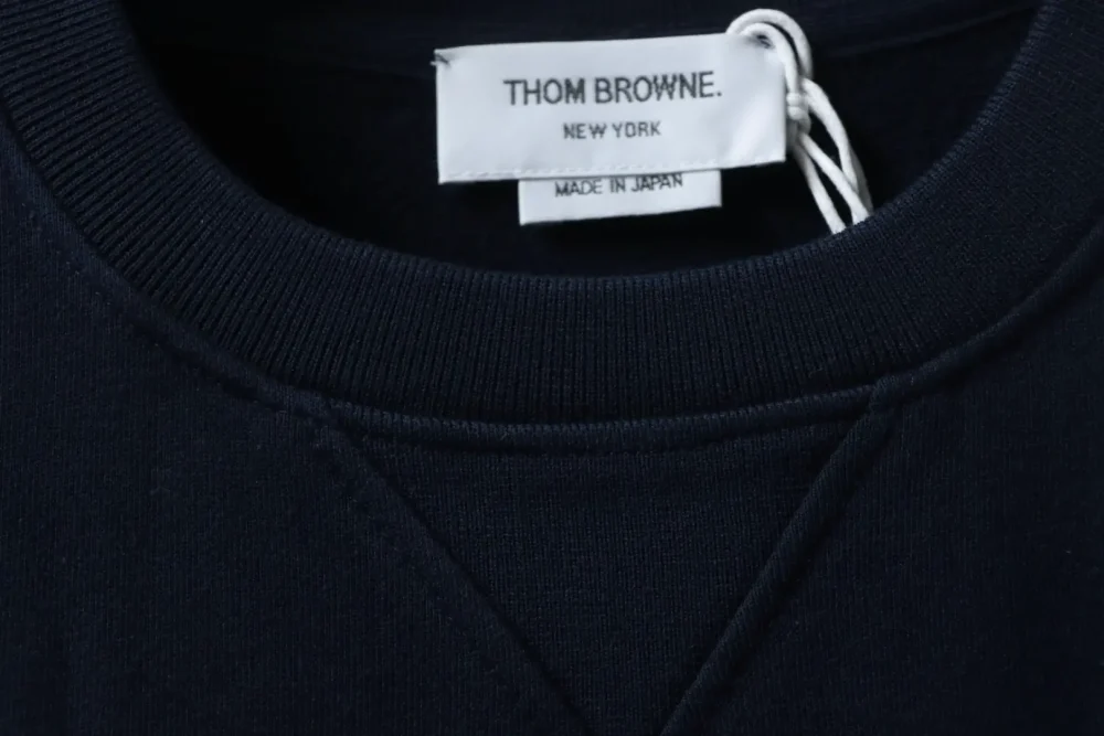 TB Sweatshirt mit Rundhalsausschnitt und neuem Saum – Bild 8