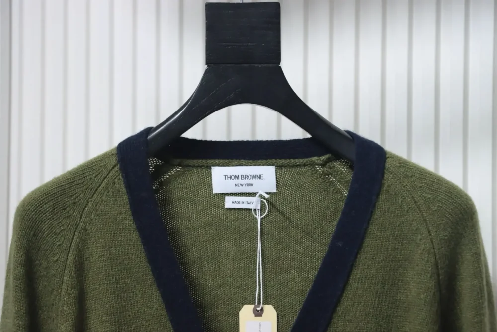 Thom Browne 23FW Colorblock-Cardigan aus Wolle – Bild 3