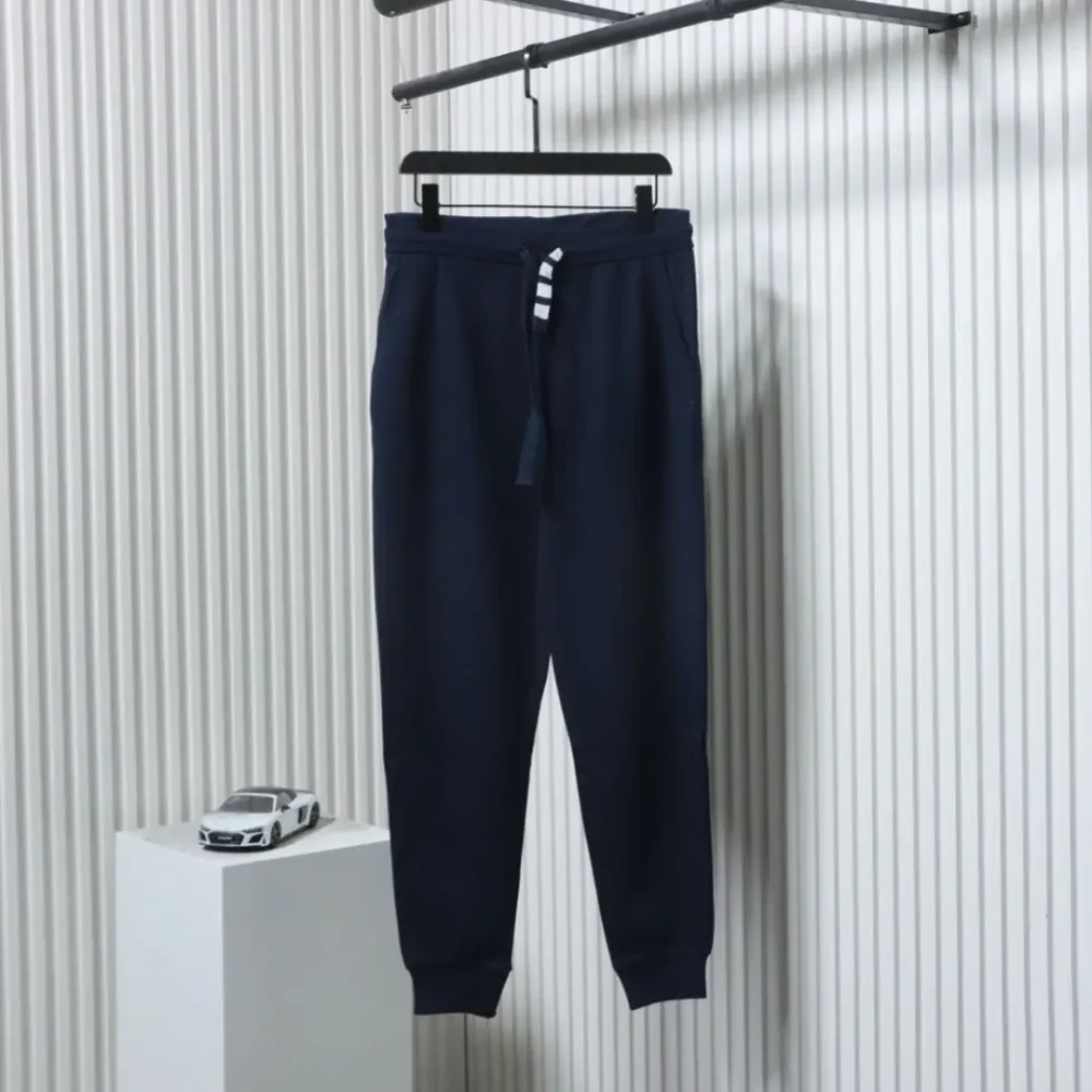 Thom Browne Garngefärbte Hose mit vier Riegeln und Kordelzug – Bild 13