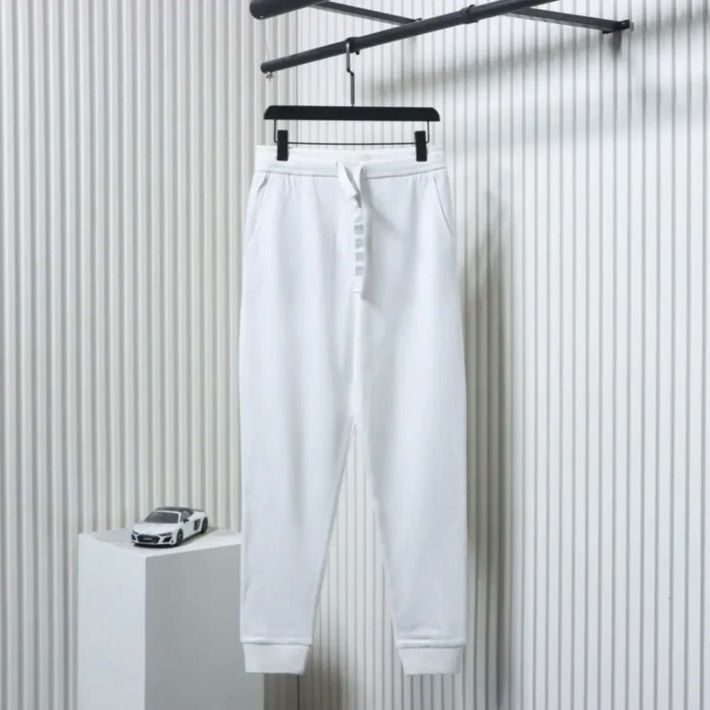 Thom Browne Garngefärbte Hose mit vier Riegeln und Kordelzug
