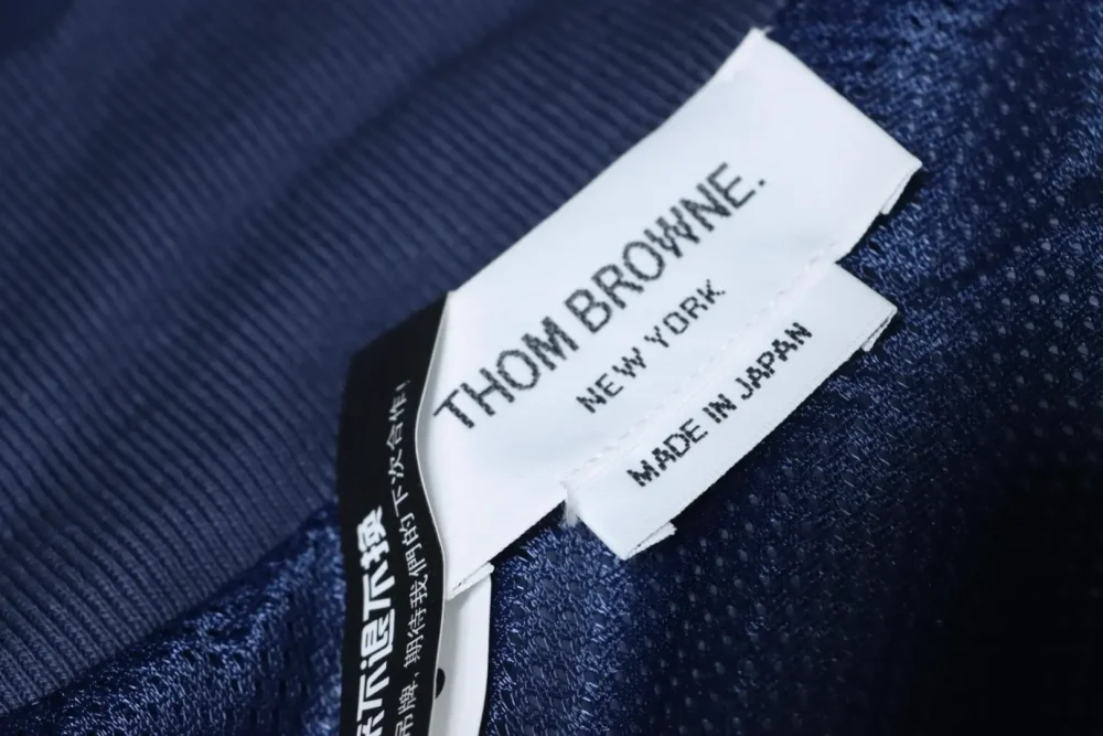 Thom Browne Trenchcoat mit vier Riegeln – Bild 6