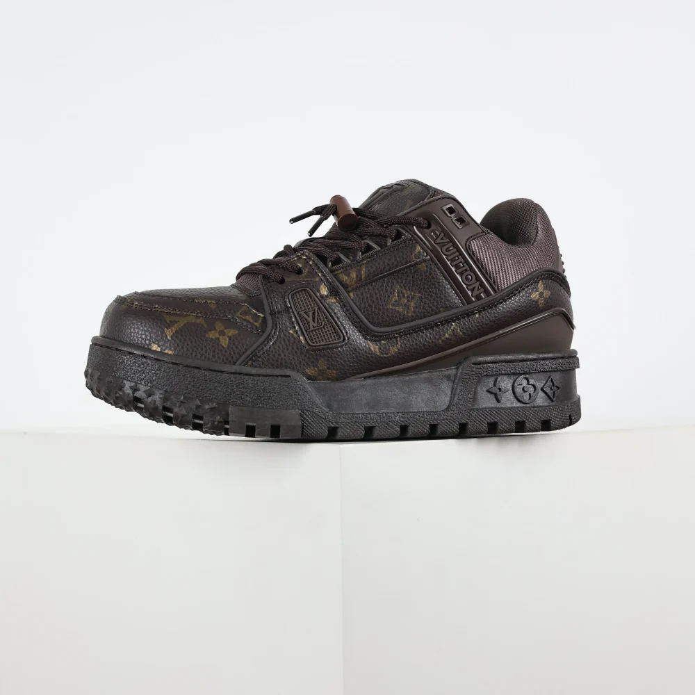 Trainer Maxi-Sneaker in Braun mit Monogramm-Klassiker – Bild 6