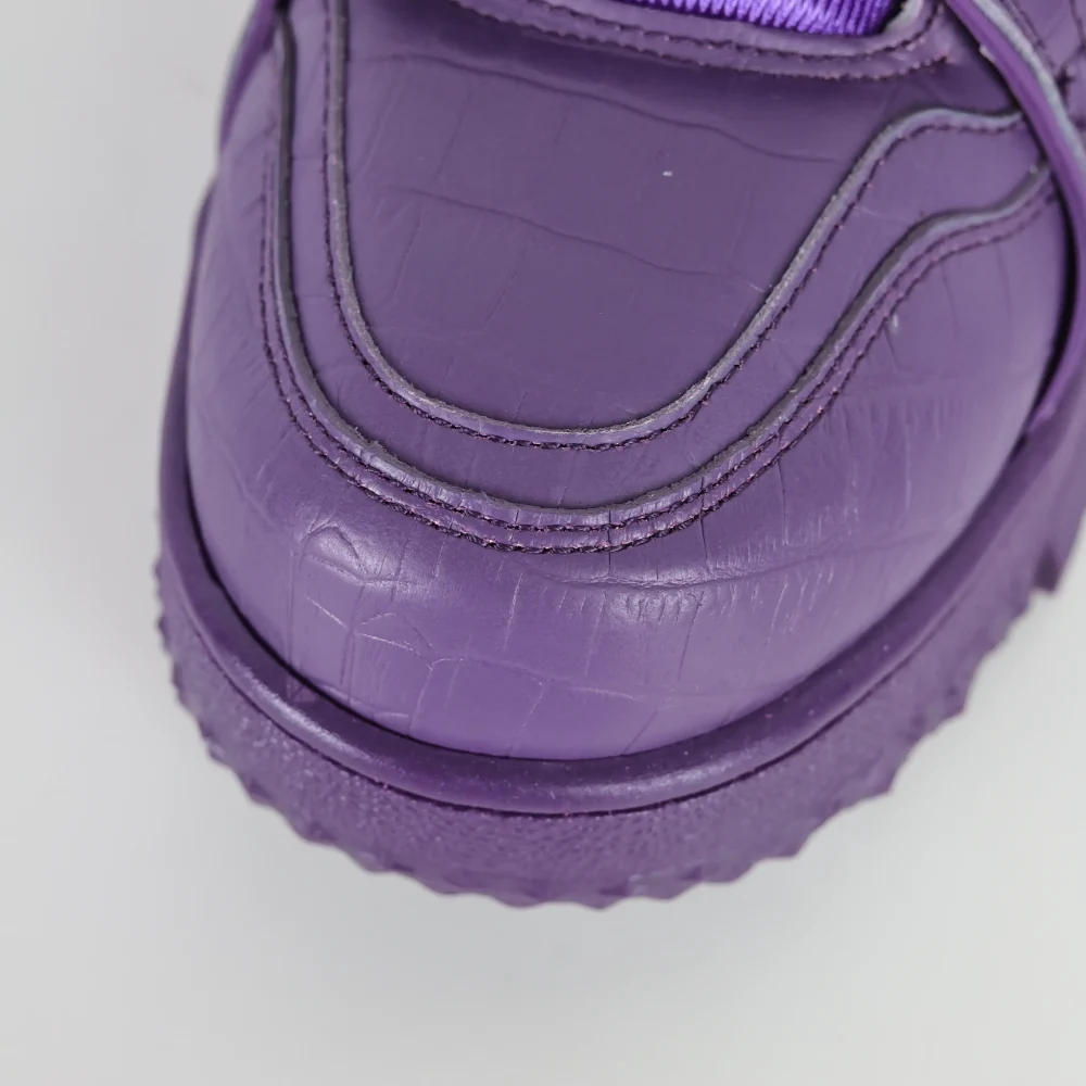 Trainer Maxi-Sneakers in Lila mit Karomuster – Bild 9