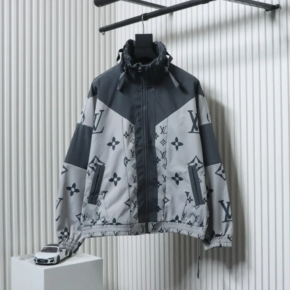 Trenchcoat mit Reißverschluss und Monogramm-Print
