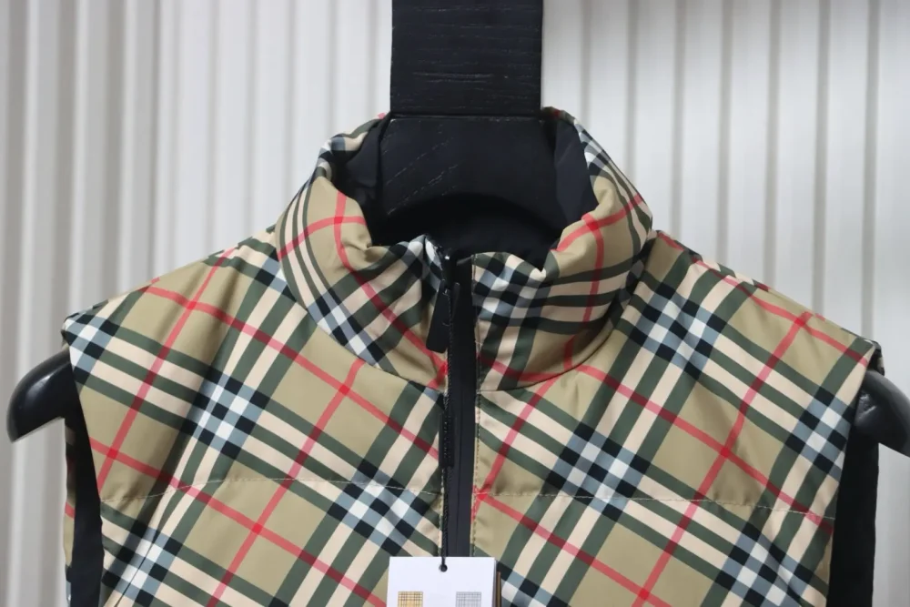 Weste aus kariertem Twill XXL – Bild 3