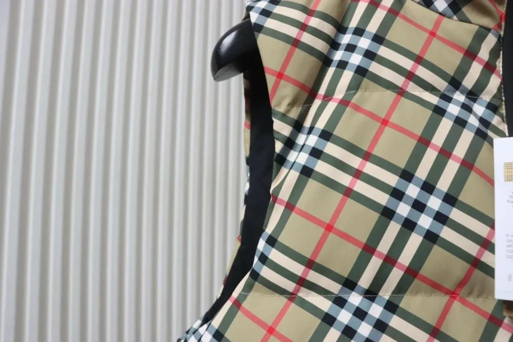 Weste aus kariertem Twill XXL – Bild 8