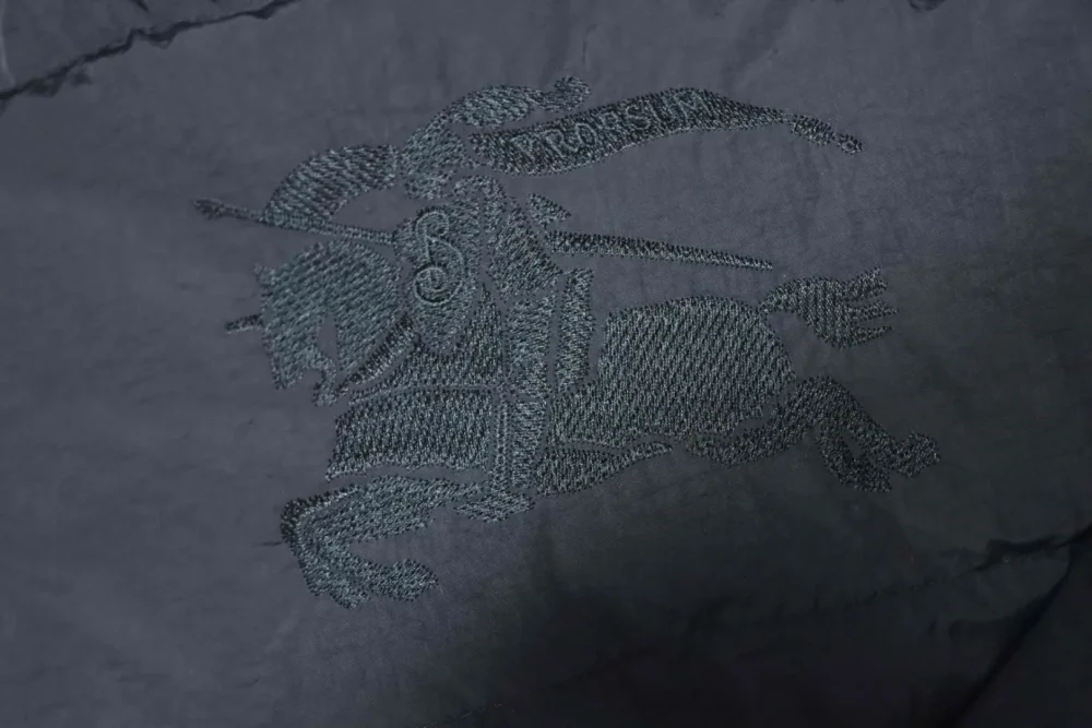 Weste aus kariertem Twill XXL – Bild 9