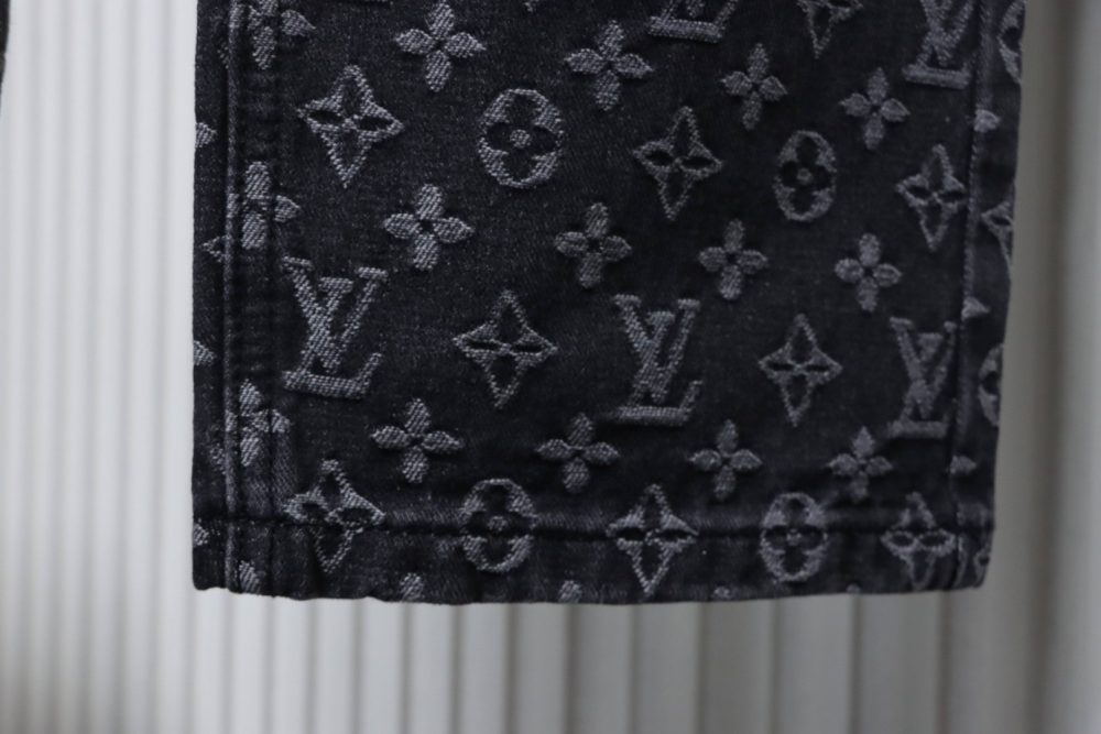 Zerrissene Jeanshose mit Volldruck XXL – Bild 7