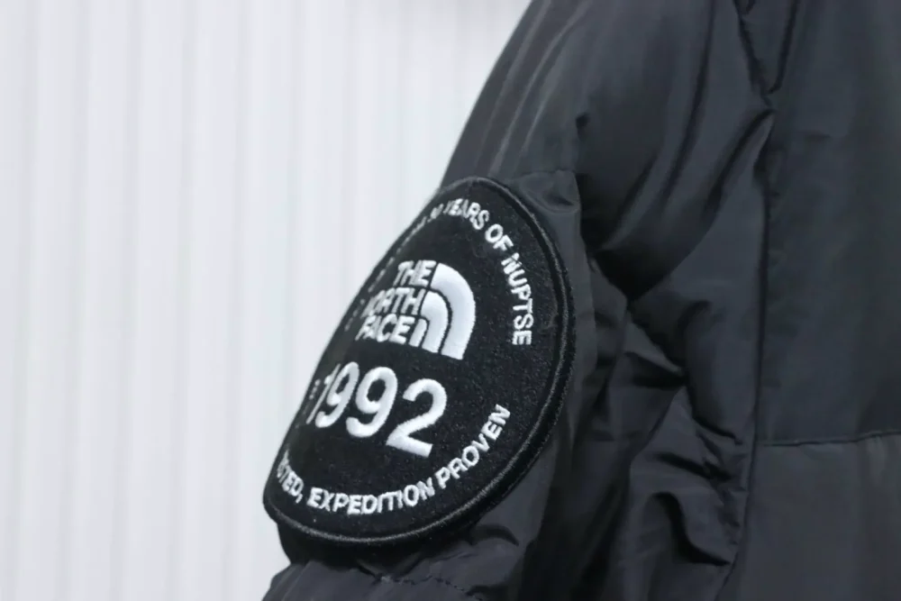 1992 Armband 30. Jubiläum Limitierte Auflage Daunenjacke XXL – Bild 12