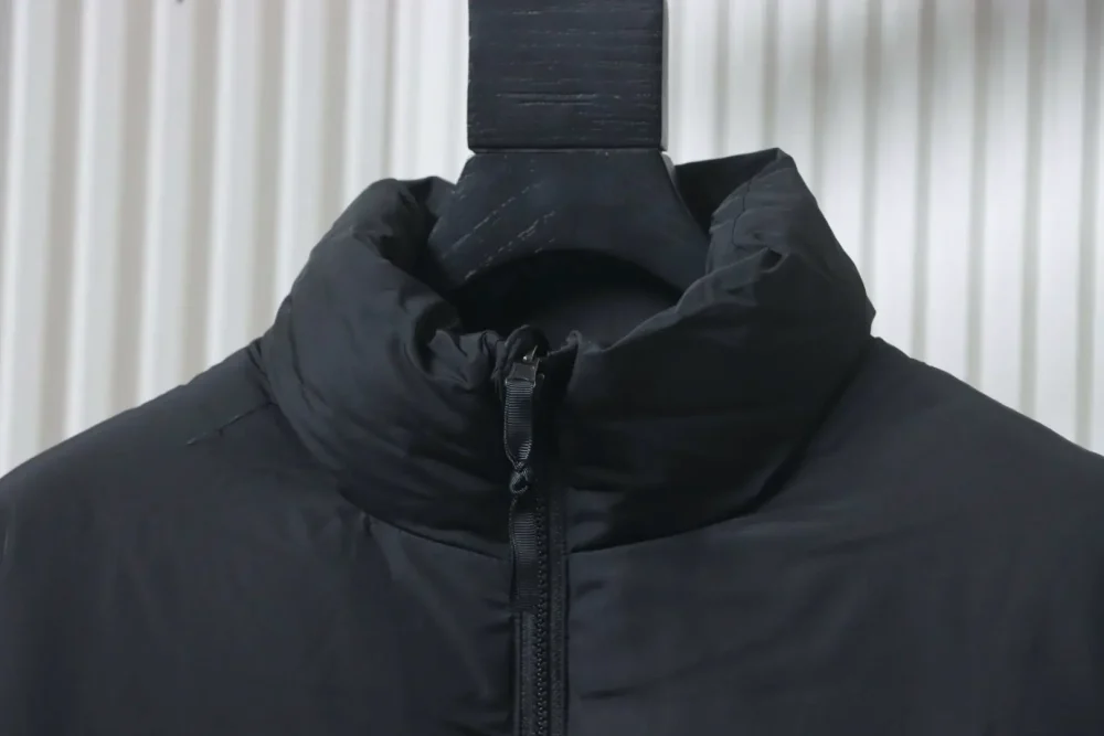 1992 Armband 30. Jubiläum Limitierte Auflage Daunenjacke XXL – Bild 11