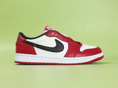 Air Jordan 1 Low OG Sneakers Rot