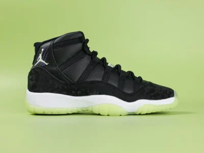 Air Jordan 11 Retro GS 'Inner Beast' Top