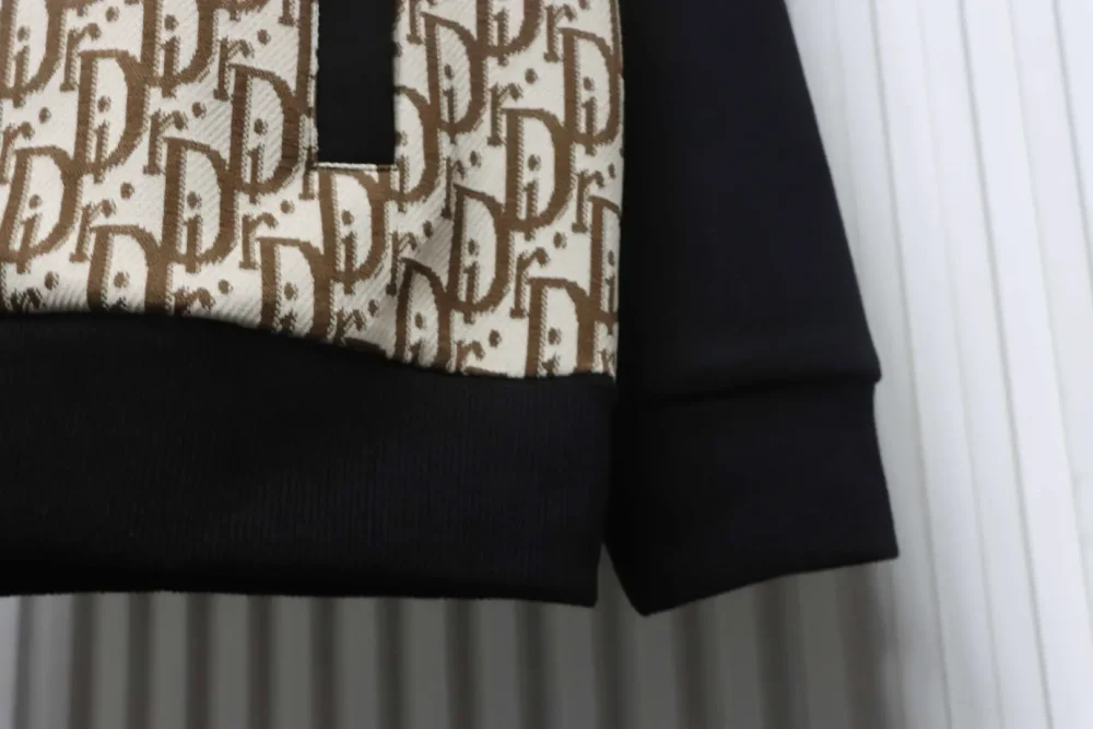 Anzugjacke mit Reißverschluss und Monogramm-Buchstaben-Volldruck in Kontrastfarben – Bild 4