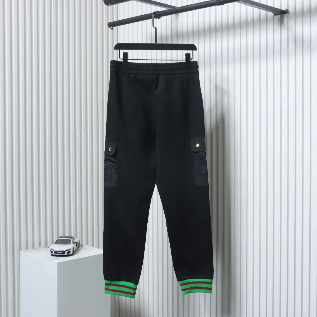 Arbeitshose mit seitlichen Gurtbandeinsätzen – Bild 2