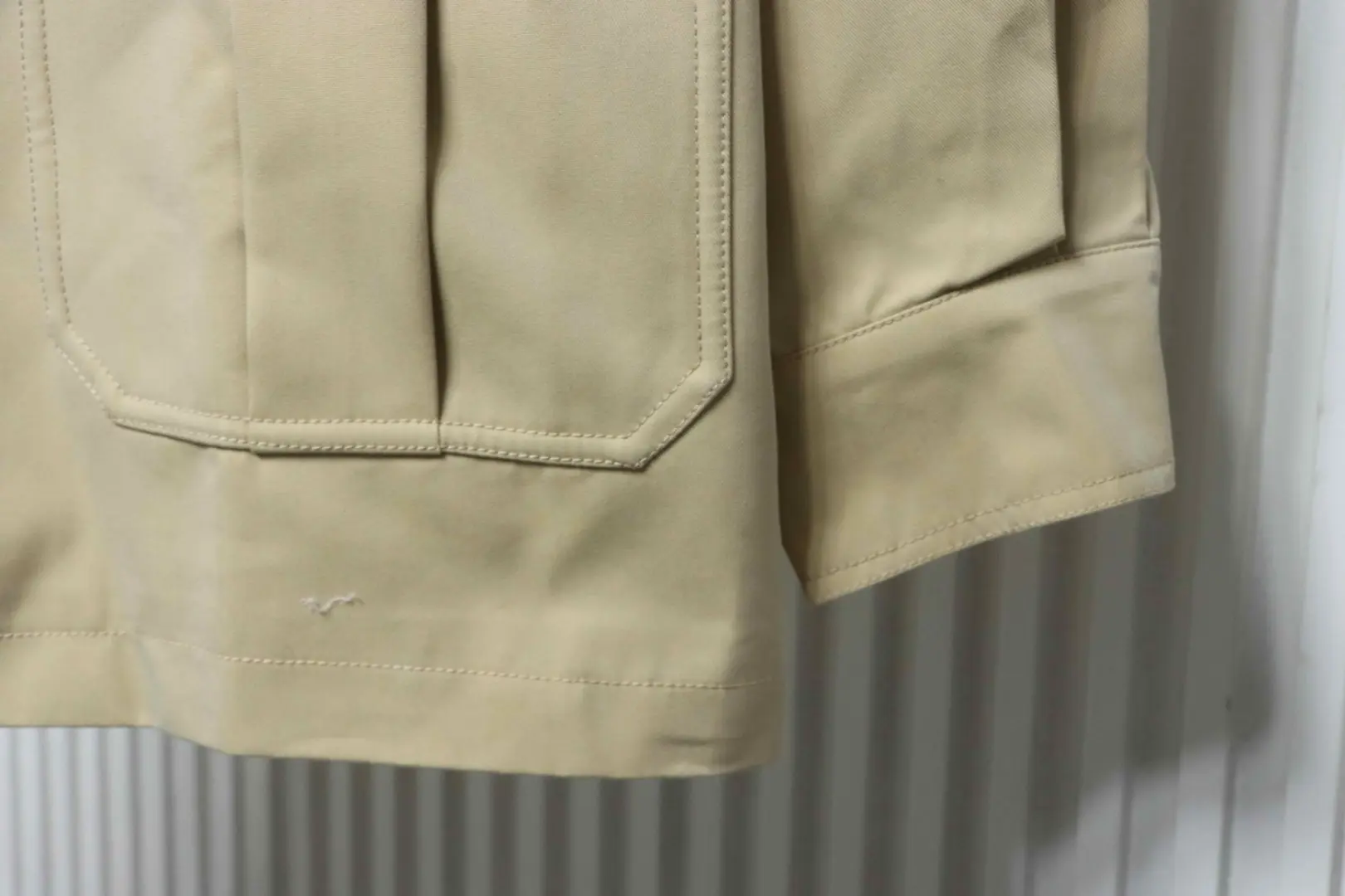 Arbeitsjacke mit Stickerei auf der Brust – Bild 8