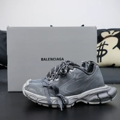 Balenciaga 3XL 10. Generation Low-Top-Sneakers Grau