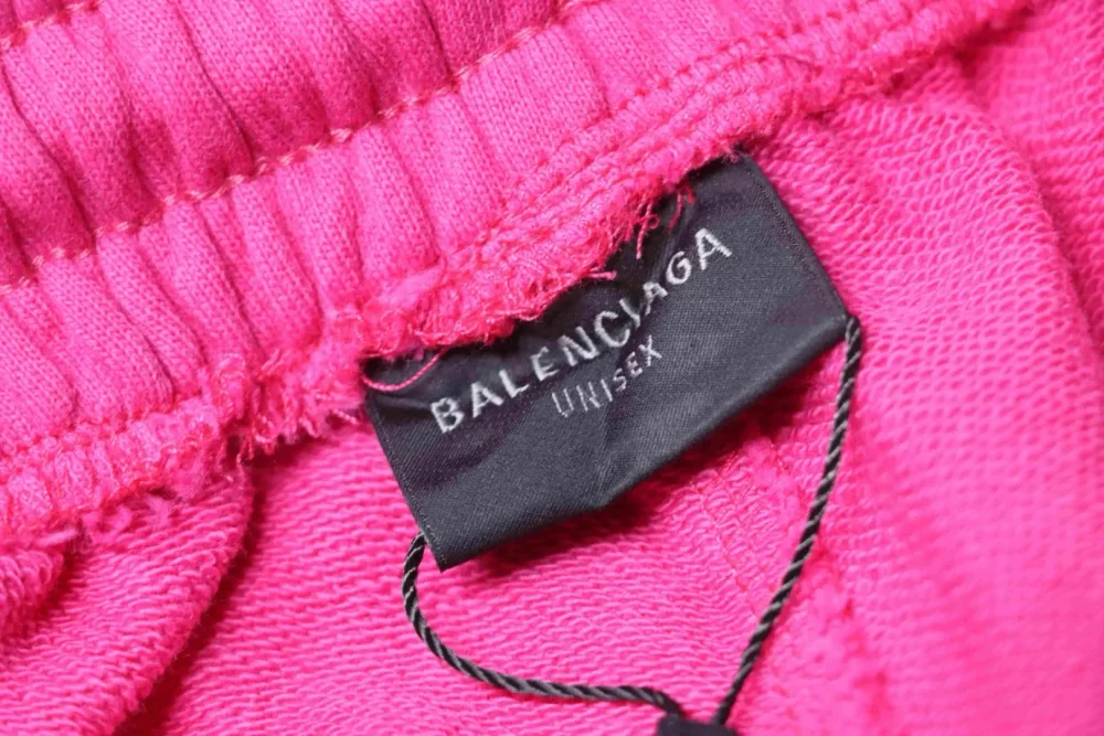 Balenciaga BLCG Hose mit weitem Bein und verwaschenem Batikmuster und aufgestickter Schneeflocken-Cola – Bild 8