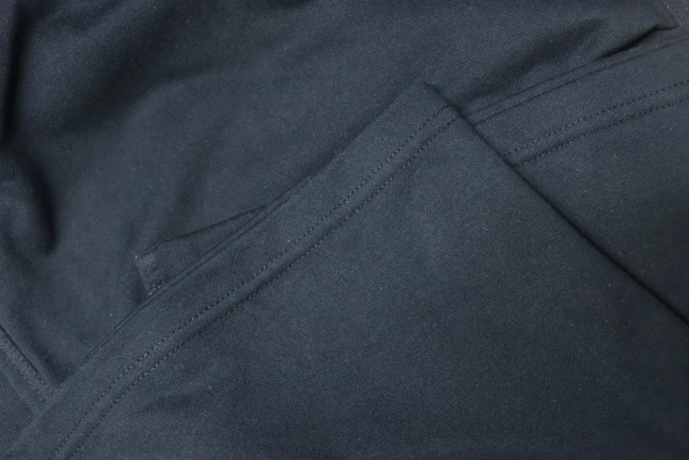 Balenciaga BLCG Pre-Fall Baggy-Hose mit weitem Bein und Doppelgürtel – Bild 5