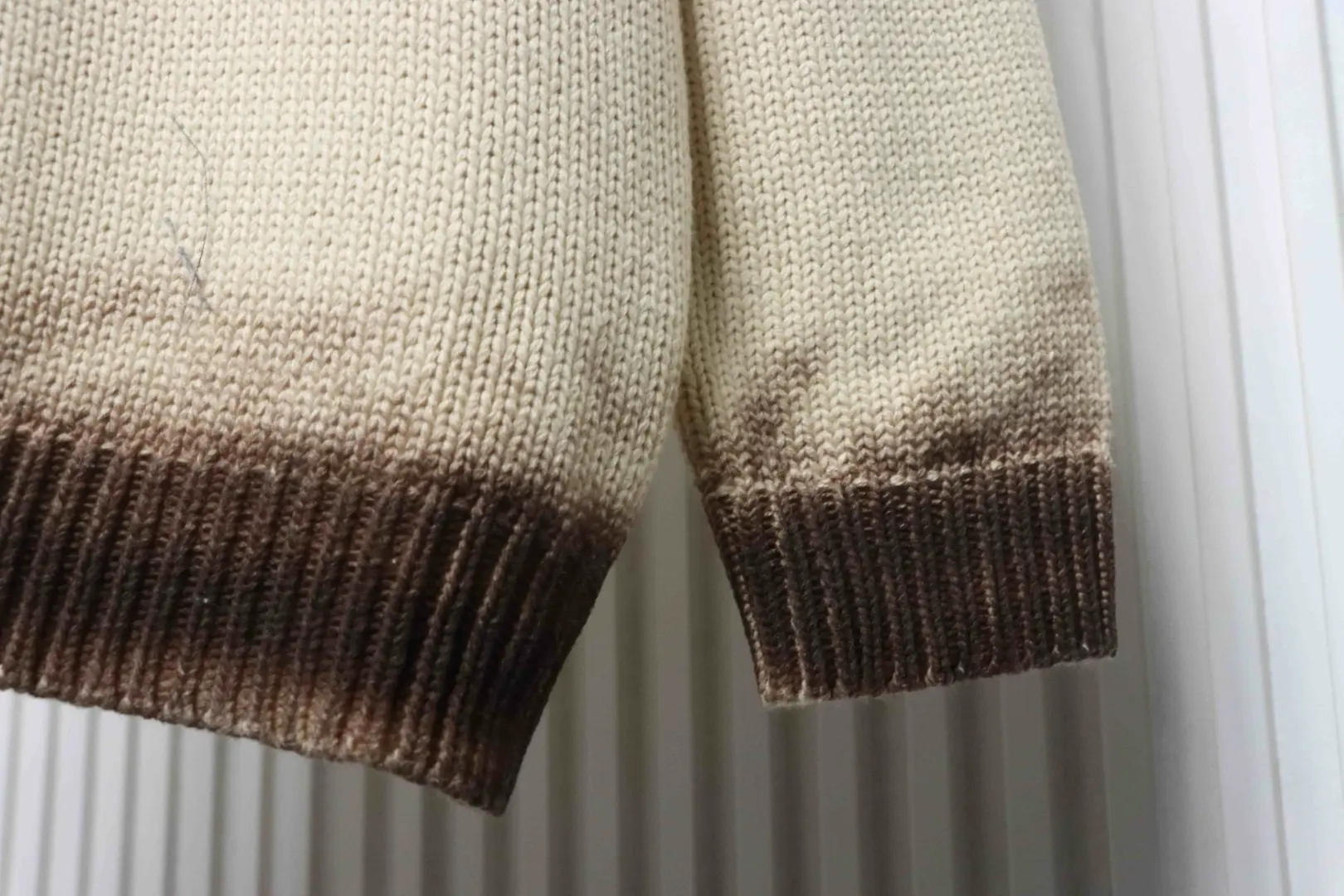 Balenciaga Batik-Pullover mit Rundhalsausschnitt – Bild 7