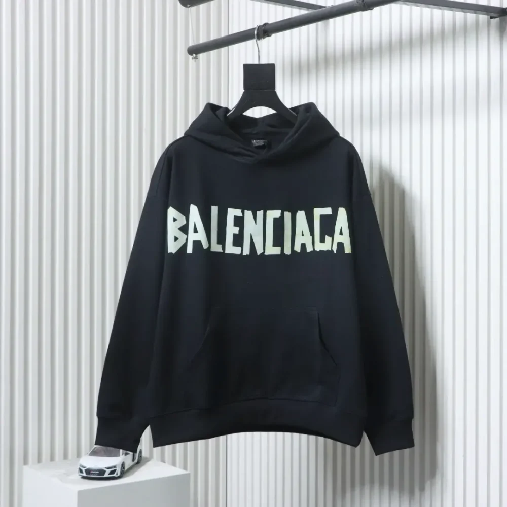 Balenciaga Classic Masking Tape Zerrissenes Kapuzensweatshirt mit Waschung – Bild 11