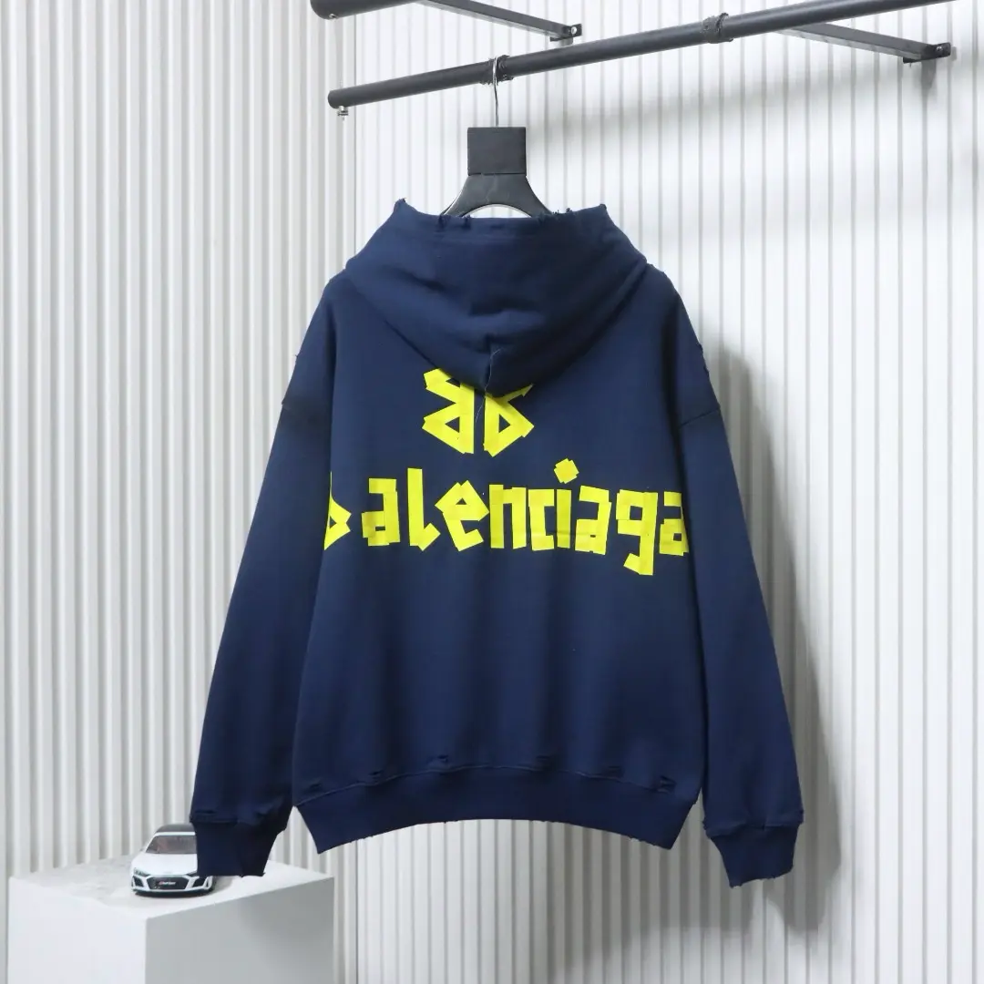 Balenciaga Classic Masking Tape Zerrissenes Kapuzensweatshirt mit Waschung – Bild 2