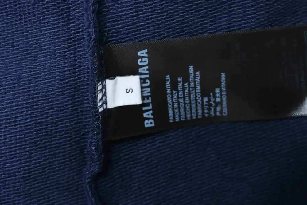 Balenciaga Classic Masking Tape Zerrissenes Kapuzensweatshirt mit Waschung – Bild 7
