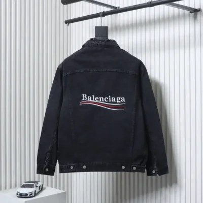 Balenciaga Klassische Jeansjacke mit Cola-Logo-Stickerei