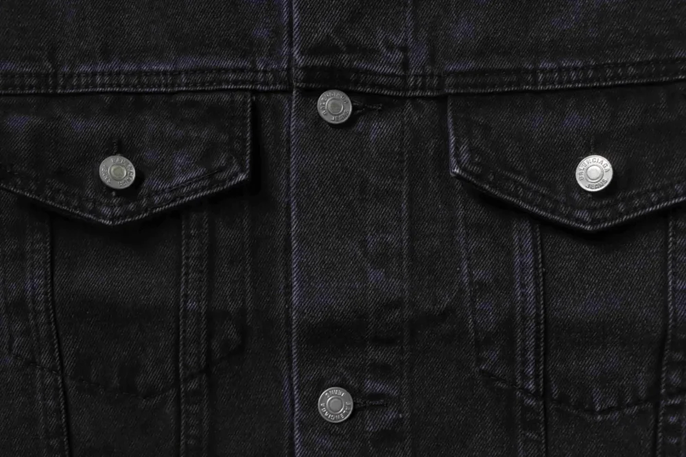 Balenciaga Klassische Jeansjacke mit Cola-Logo-Stickerei – Bild 7