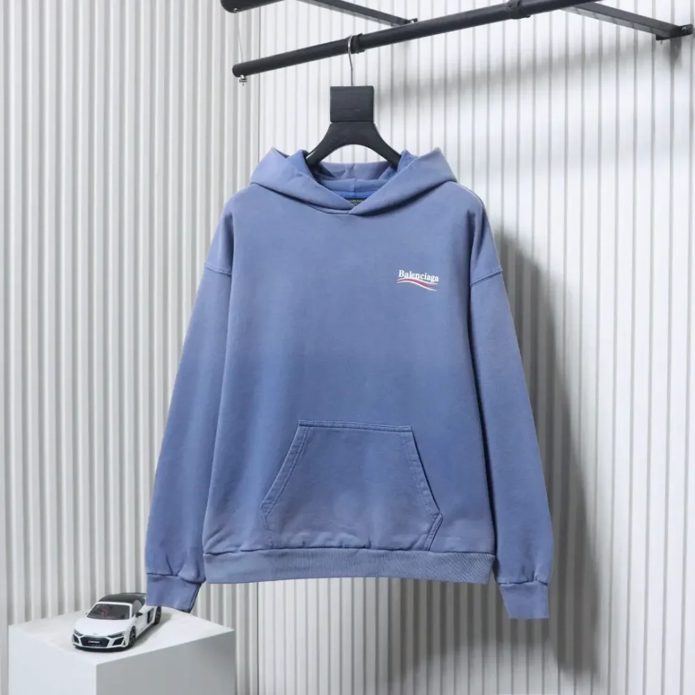 Balenciaga Klassischer Kapuzenpullover mit Cola-Print – Bild 13